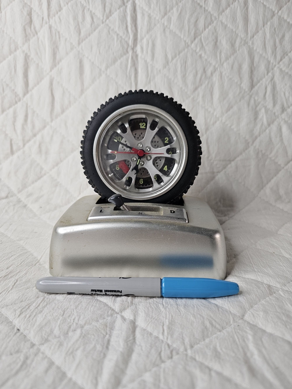 Tire-Style Desk Clock